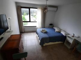 Alquiler Temporario Zona Playa Necochea, hotel din Necochea