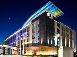 Aloft Dulles Airport North, hotel en Ashburn