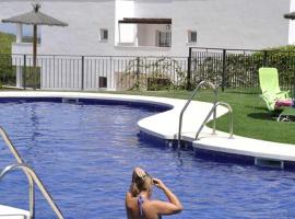 2127-Superb 2 bedrooms , lovely terraces and pool, hotel u gradu San Roke