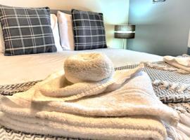 Primrose 19-Woodland Lodges-Carmarthen-Pembroke, hotel v destinaci St Clears