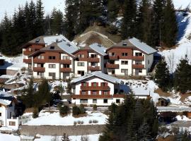 Apartments Boè, hotel sa Santa Cristina in Val Gardena