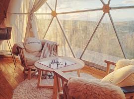 Bóreas Ecoluxury Glamping, kamp sa luksuznim šatorima u gradu El Kalafate