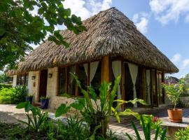 Bungalow House in Bacalar Center, hotel que admite mascotas en Bacalar