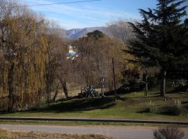 Complejo Vista Tres Picos, жилье для отдыха в городе Сьерра-де-ла-Вентана