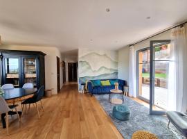 Maison chaleureuse 3 chambres avec jacuzzi LE CLOS DES GAMBINS, self-catering accommodation in Poleymieux-au-Mont-dʼOr