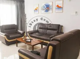 3BR Aston Residence 2001 City and Sea View