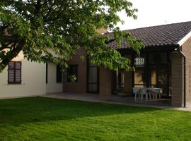 Guest House Brera vicino aeroporto di MXP e laghi、Varallo Pombiaのアパートメント
