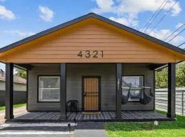 Foundry Place 3BR House EaDo Houston Near Downtown!