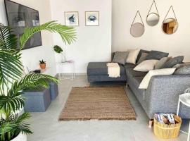 CASA SAHUARO con alberca privada, Col El Mirador, Hotel in San Carlos