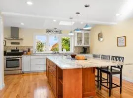 Town Neck Beachside Hideaway