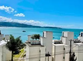 1116 - APTO COM VISTA PARA O MAR . PRAIA DE LAGOINHA