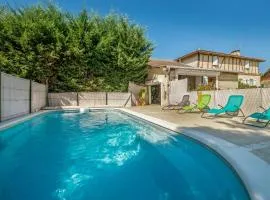 Villa charmante en pleine campagne de Courrensan avec piscine privée