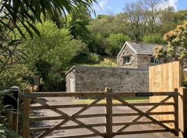 Nut Cottage - Pentewan Valley, hotel Pentewanben