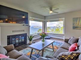 Chic Port Angeles Home with Oceanfront Balcony!, hotel in Port Angeles