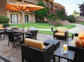 Courtyard by Marriott Oklahoma City Airport, hotel Will Rogers World repülőtér - OKC környékén Oklahoma Cityben