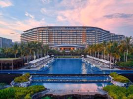 The Westin Blue Bay Resort & Spa, family hotel in Lingshui