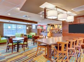 Fairfield Inn & Suites by Marriott Nashville Downtown-MetroCenter, khách sạn gần Fontanel Mansion, Nashville