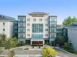 Courtyard by Marriott Wuxi Lihu Lake
