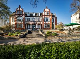 Strandhotel garni Kormoran, B&B in Zinnowitz