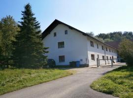 Holzhammer Hof, hotel with parking in Bayerbach