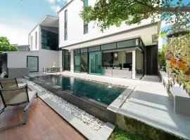 Villa Lami - Tropical Modern Loft Phuket with 3BD, private pool, Gym and Sauna