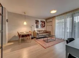 Madrid: A modern 2-bedroom apartment with parking