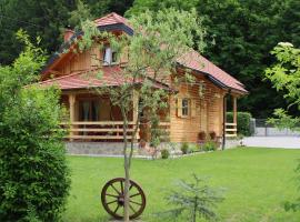 Drvena Hižica, παραθεριστική κατοικία σε Tuheljske Toplice
