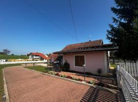 Holiday homes Medelin – dom wakacyjny w mieście Prugovac