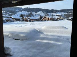 Chalet Esquinade 4 bedrooms appartment Megève, hotel a Megève