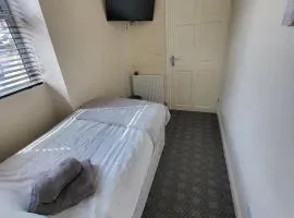 Dublin Packet - Single room 2