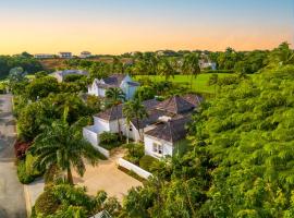 Coconut Grove 8 Luxury Villa by Island Villas, hotel v destinaci Saint James