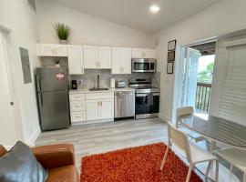 Modern Riverview Apartments, hotel near Fort Lauderdale Station, Fort Lauderdale