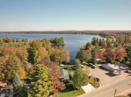 Lakefront Kalkaska Cottage with Fire Pit!