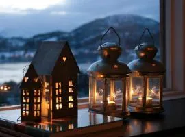 Private Entrance-2 ROOMS-OLD TOWN- Free Parking