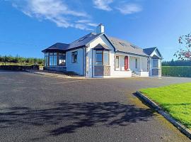 Tour House, A Country Escape set in Natures Beauty, hytte i Youghal