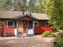 Nice Home In Ster With 4 Bedrooms, alquiler temporario en Säter