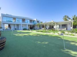 Peach on Beach Boutique Guesthouse, pensionat i Bloubergstrand