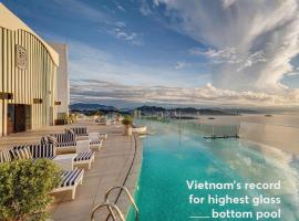 JK.Boutique Oceanfront Panorama Residence, hotell i Nha Trang