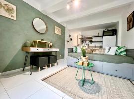 Petit Studio Charmant, apartamento en Toulon