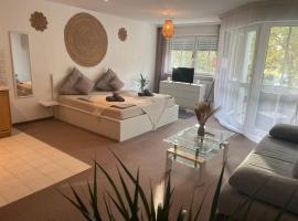 Kingsize Bett BOHO Apartment mit Tiefgarage n&auml;he Salzburg, Unterkunft in Freilassing