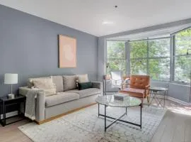 S Beach 1BR w Pool next to SF Bay SFO-28