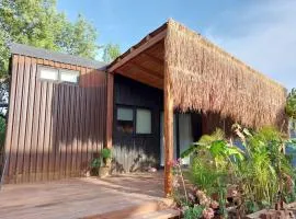 Polita Tiny House, con piscina, a 200m de la playa