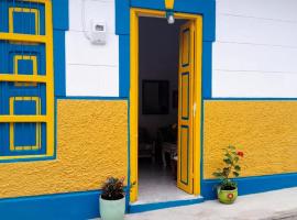 Casa de huéspedes la Casona., penginapan di Medellin