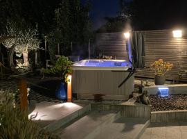 Miranius Rey、Ledeのホットタブ付きホテル