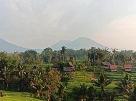 D'Ume Bendoel Homestay: Jatiluwih, Batukaru Tapınağı yakınında bir otel