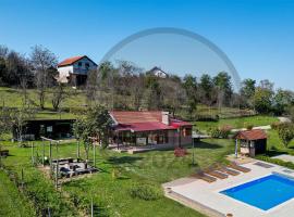 Amazing Home In Gornji Daruvar With House A Panoramic View, cottage in Daruvar