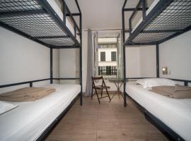 Enjoy Hostel, hotell i Paris