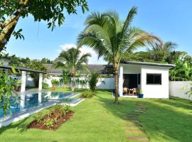 Bungalow Khao Lak ค็อทเทจในเขาหลัก