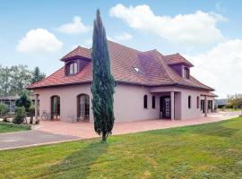 Gorgeous Home In Hoerdt With Swimming Pool, hotell i Hoerdt