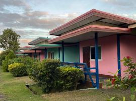 แป๊ะชวนชิมรีสอร์ท สาขา 2，Sirindhorn的附設泳池的飯店